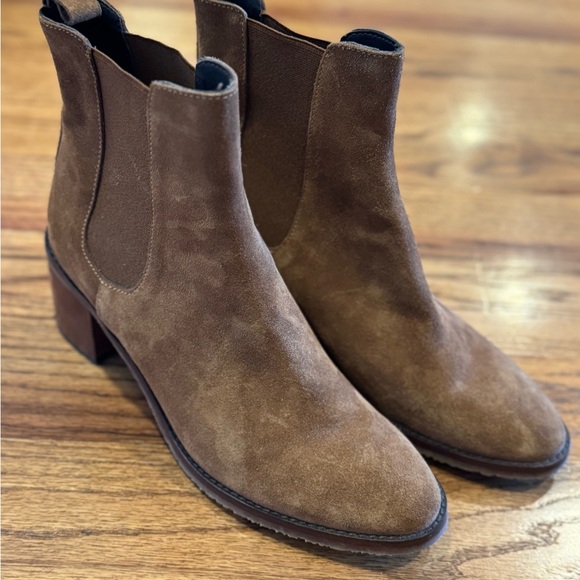 SUNDANCE Catalog Suede Ankle Boots Size 39 (Size 8)  Gorgeous Like New - Picture 9 of 14